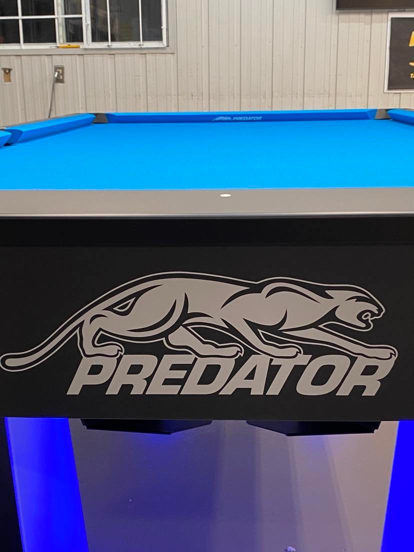 PREDATOR APEX 9-FOOT POOL TABLE